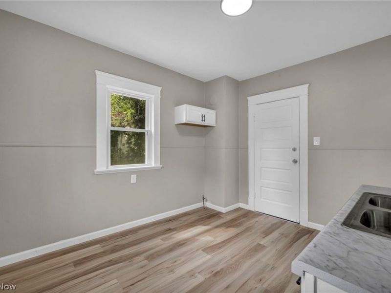 13504 Ashburton Avenue, Cleveland, OH 44110 Photo 32