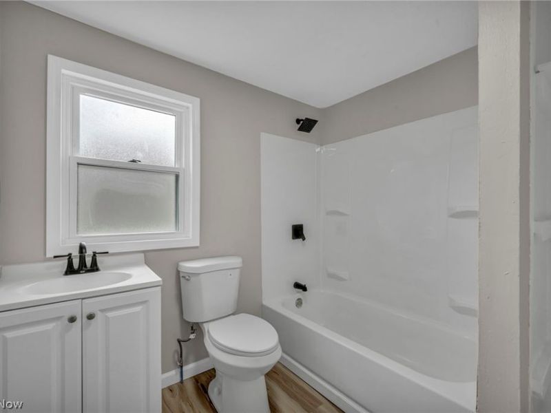 13504 Ashburton Avenue, Cleveland, OH 44110 Photo 40