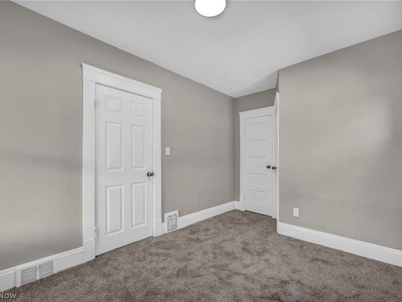13504 Ashburton Avenue, Cleveland, OH 44110 Photo 46
