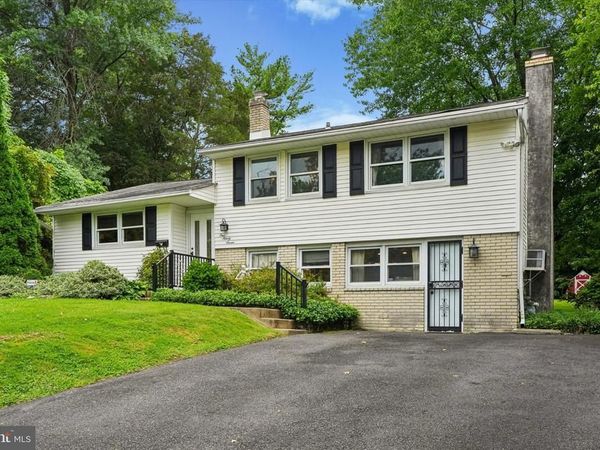 197 GREYHORSE ROAD, WILLOW GROVE, PA 19090
