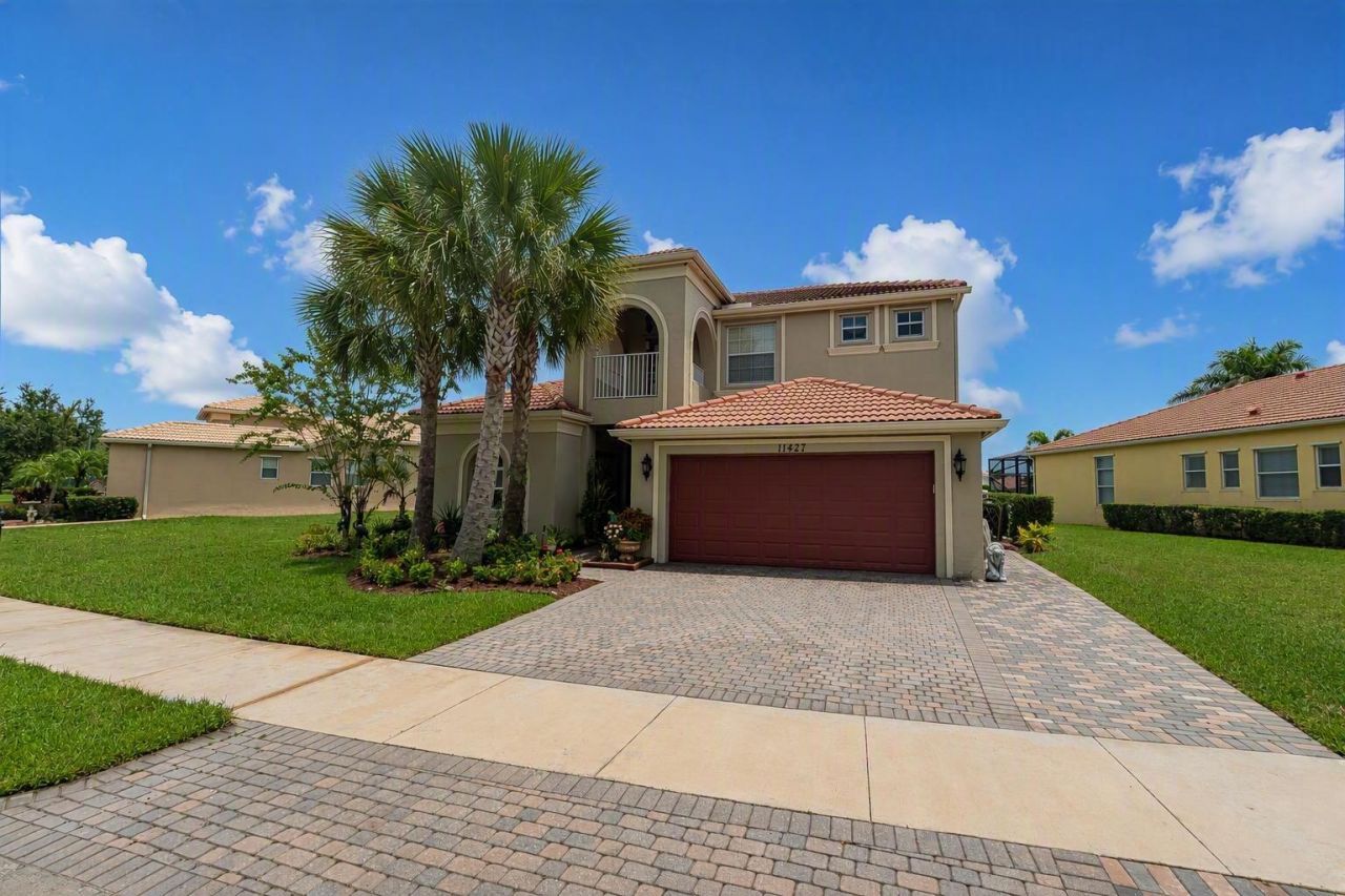 11427 SW Kingslake Circle, Port Saint Lucie, FL 34987 Photo