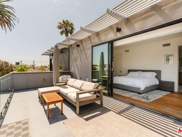 2416 Penmar Avenue, Venice, CA 90291