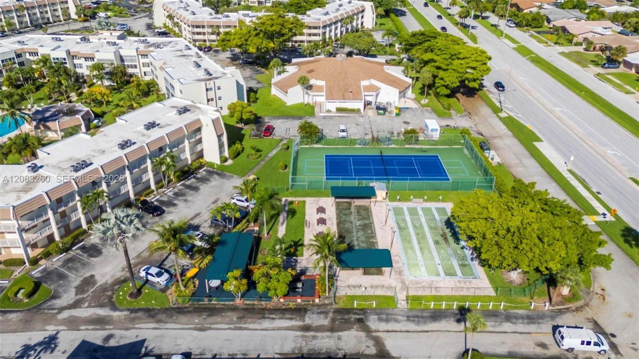 6570 Royal Palm Blvd, Unit 302J, Margate, FL 33063 Photo