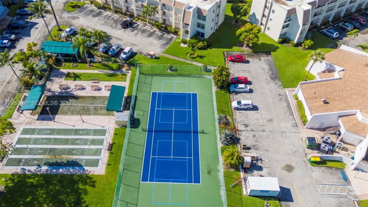 6570 Royal Palm Blvd, Unit 302J, Margate, FL 33063 Photo