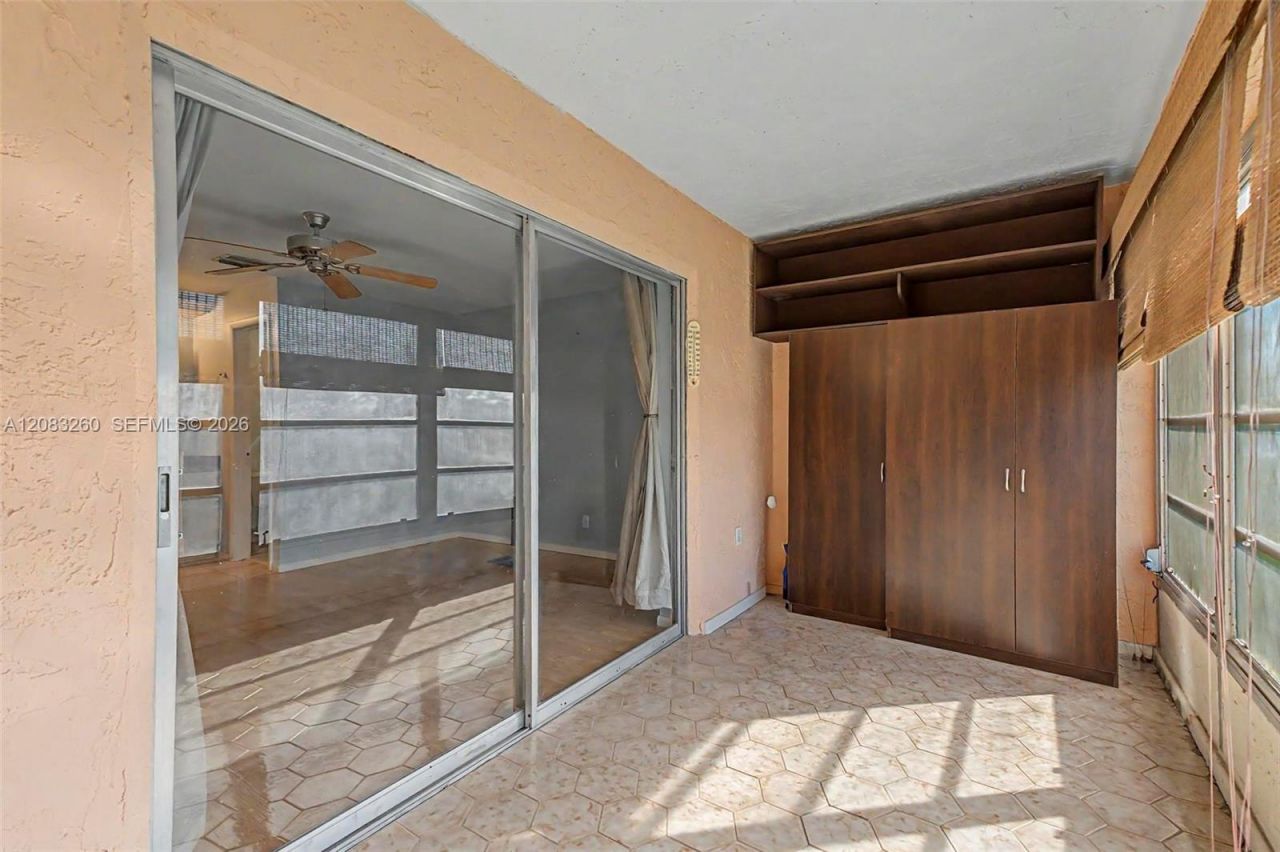 6570 Royal Palm Blvd, Unit 302J, Margate, FL 33063 Photo