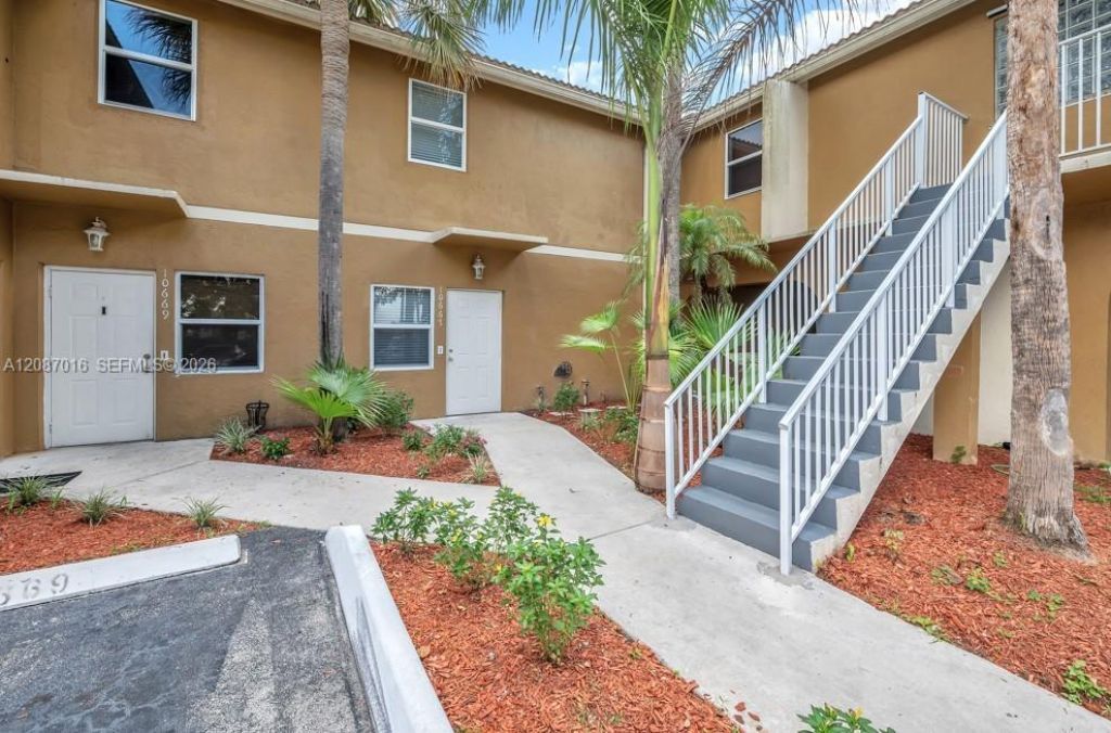 10667 NW 45th St, Unit 10667, Coral Springs, FL 33065 Main Photo