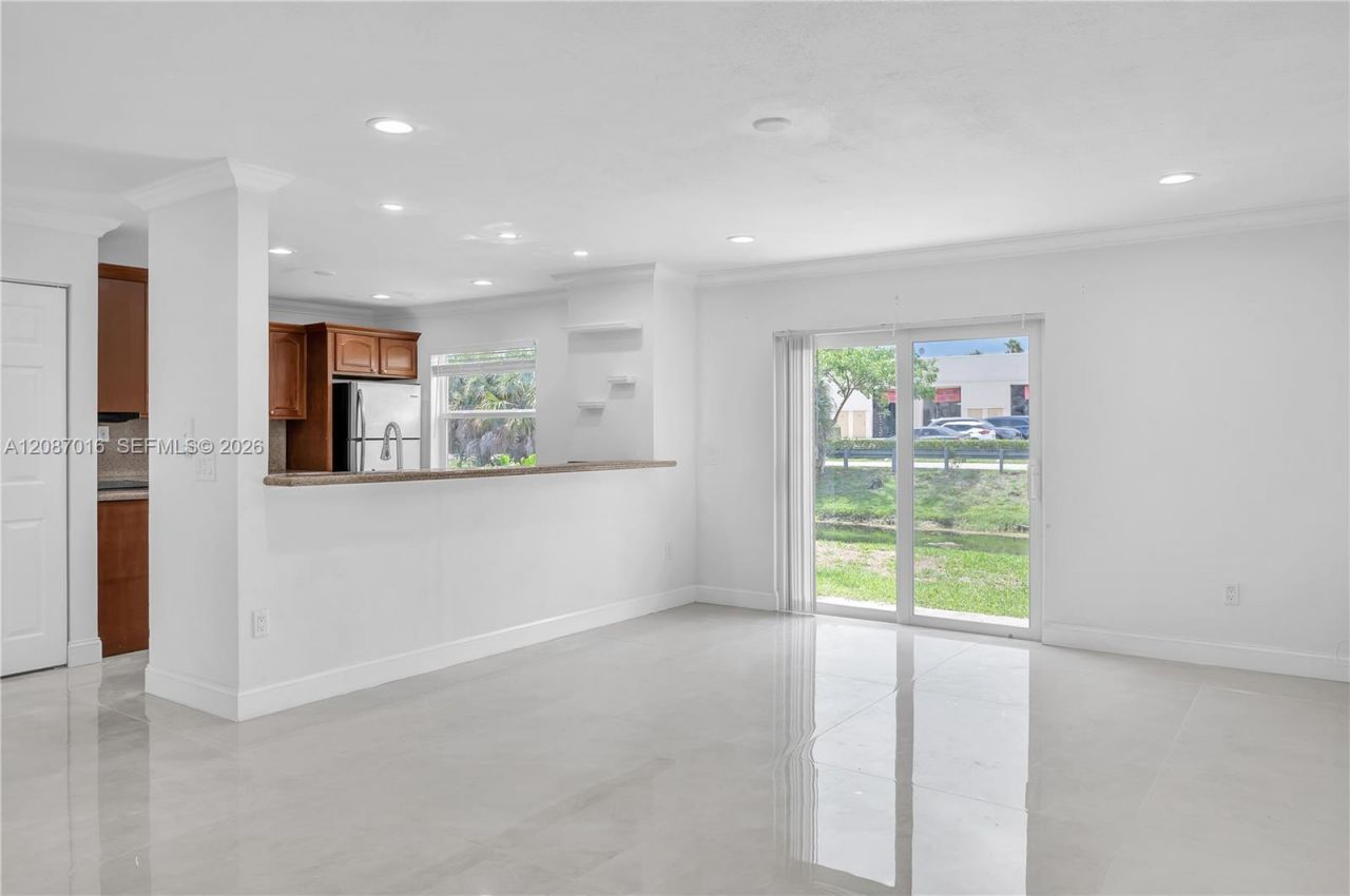 10667 NW 45th St, Unit 10667, Coral Springs, FL 33065 Photo