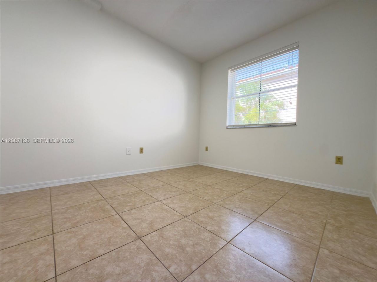 6520 NW 114th Ave, Unit 1621, Doral, FL 33178 Photo