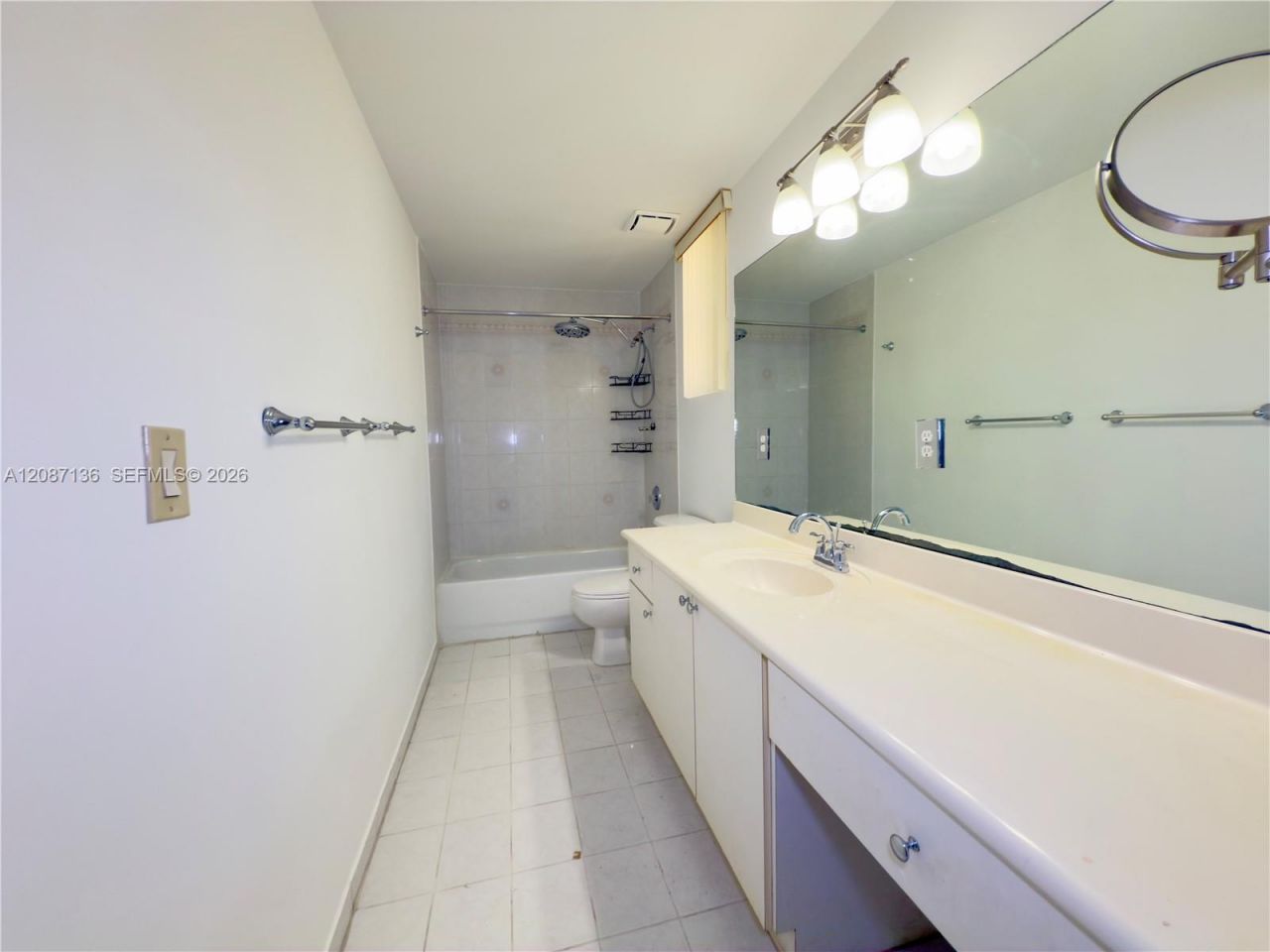 6520 NW 114th Ave, Unit 1621, Doral, FL 33178 Photo