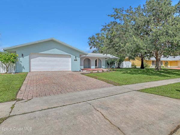 1351 Cherry Hills Road NE, Palm Bay, FL 32905