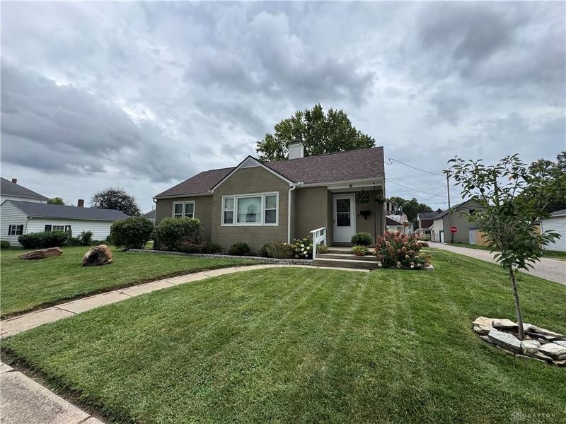 80 W Second Street, West Alexandria, OH 45381 Photo 2