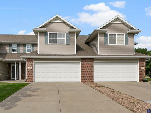 11271 N 144th Street, Waverly, NE 68462