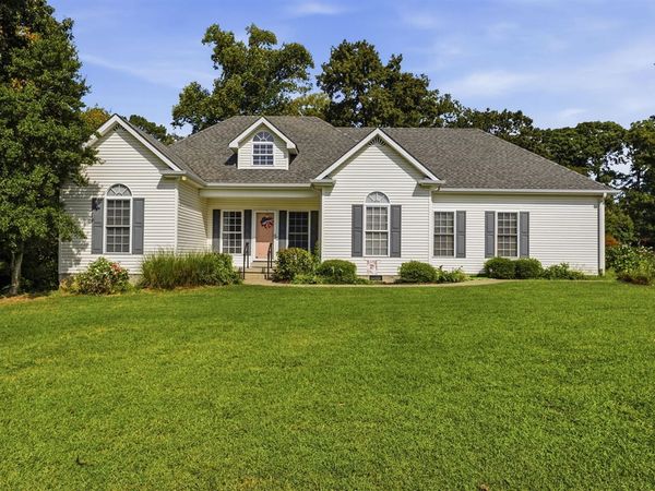 330 Johnson Loop Road , Scottsville, KY 42164