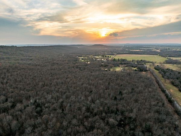 1 E Davis Field Road , Muskogee, OK 74403