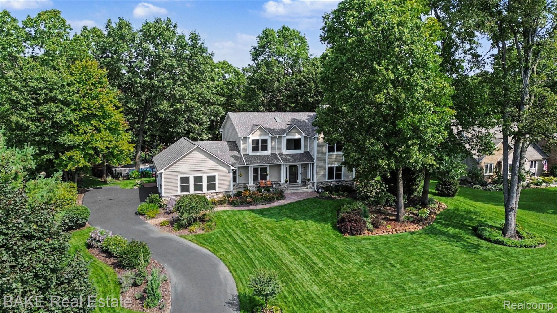9598 Rolling Greens Drive, Hamburg Township, Mi 48169 Main Photo