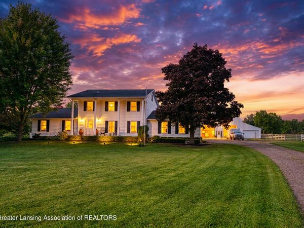 1200 W Howell Road, Mason, MI 48854