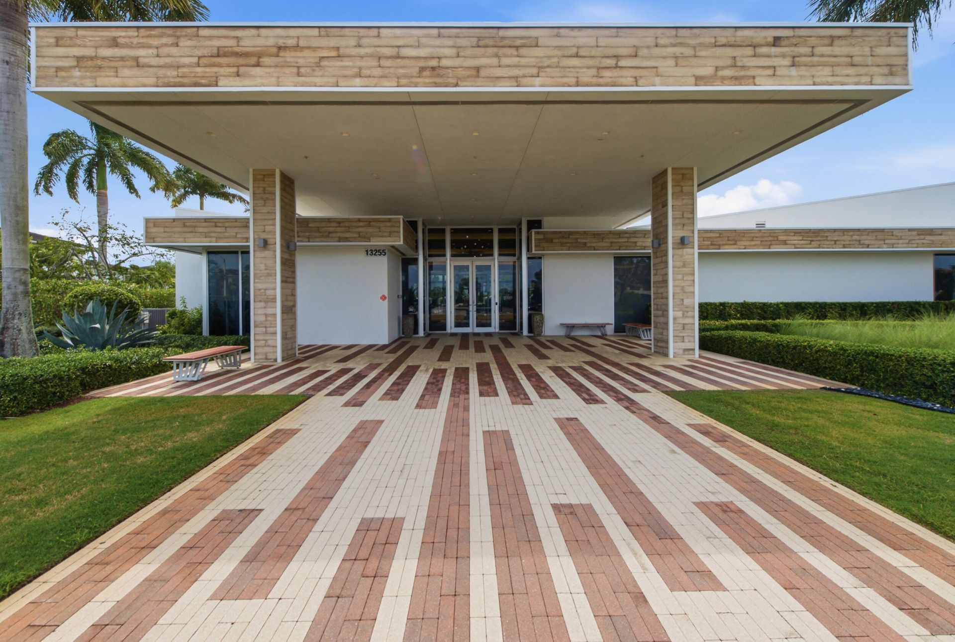 8015 Hobbes Way, Palm Beach Gardens, FL 33418 Photo