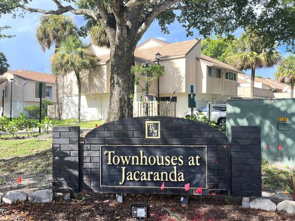 852 NW 81ST Avenue, Unit 3, Plantation, FL 33324