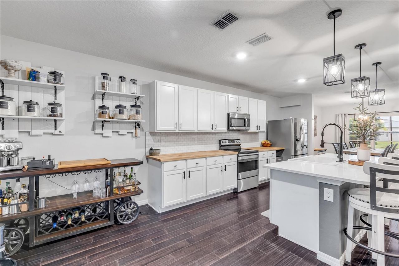 143 Old Mill Pond Rd, Edgewater, FL 32141 Photo
