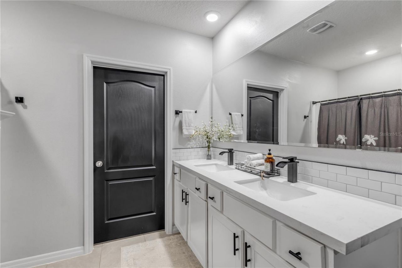 143 Old Mill Pond Rd, Edgewater, FL 32141 Photo