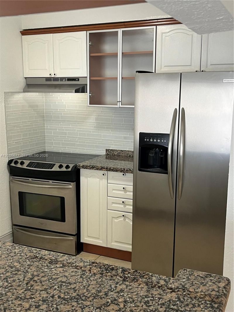 677 NE 24 Th, Unit 704, Miami, FL 33137 Photo