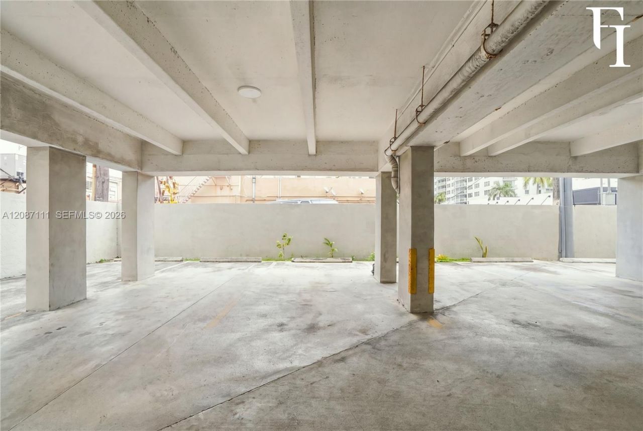 6965 Harding Ave, Unit 406, Miami Beach, FL 33141 Photo