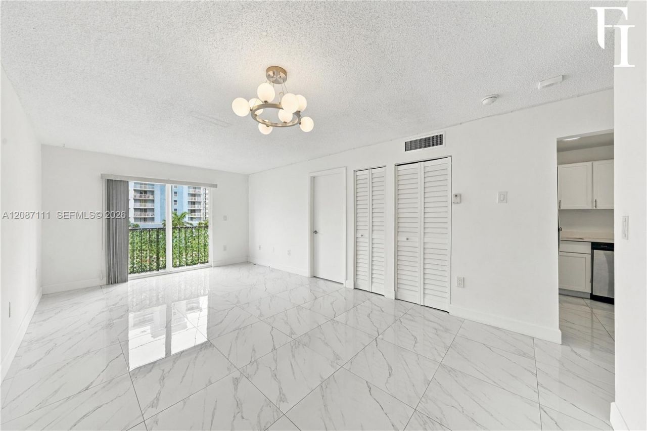 6965 Harding Ave, Unit 406, Miami Beach, FL 33141 Photo