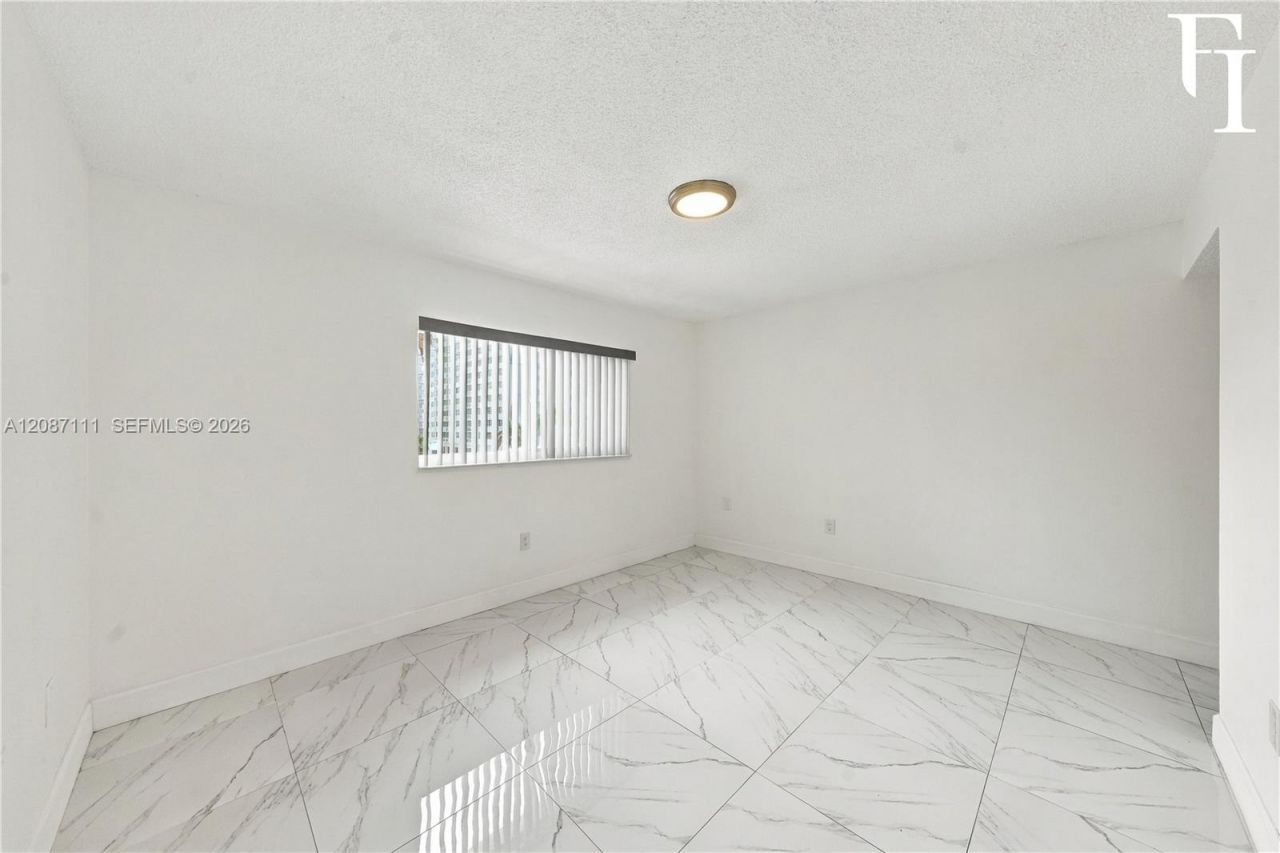 6965 Harding Ave, Unit 406, Miami Beach, FL 33141 Photo