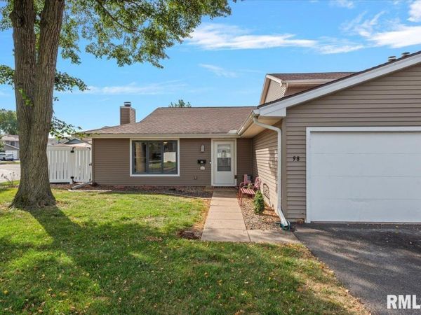 98 BROOKSIDE Place, Springfield, IL 62704