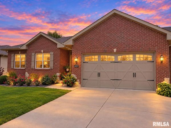6727 N GRAND FIR Drive, Edwards, IL 61528