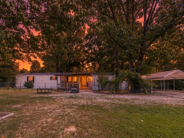 5155 County Road 3380, Willow Springs, MO 65793