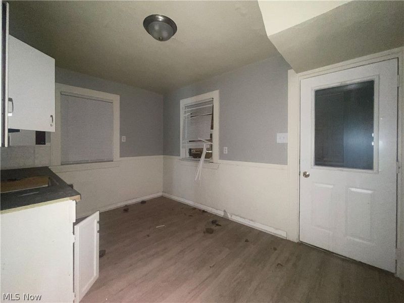 10609 Dove Avenue, Cleveland, OH 44105 Photo 11