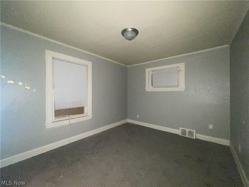 10609 Dove Avenue, Cleveland, OH 44105 Photo 13