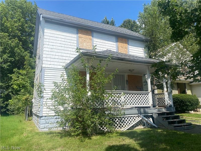 10609 Dove Avenue, Cleveland, OH 44105 Photo 3