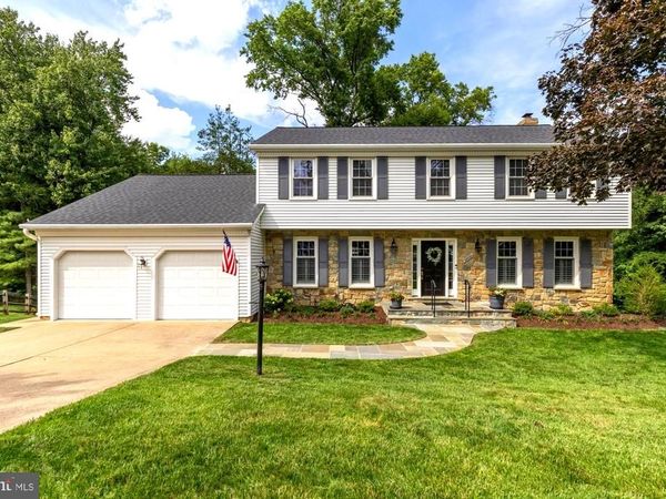 9818 FLINTRIDGE COURT, FAIRFAX, VA 22032