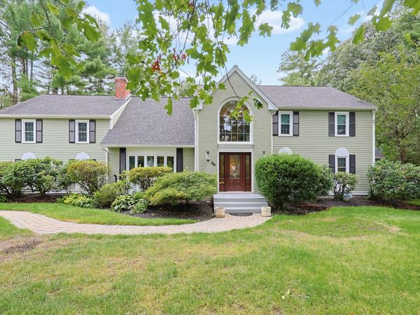 66 Farrington Ln, Marlborough, MA 01752