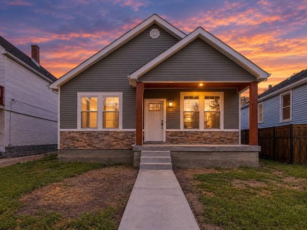 2461 New York Avenue, Whiting, IN 46394