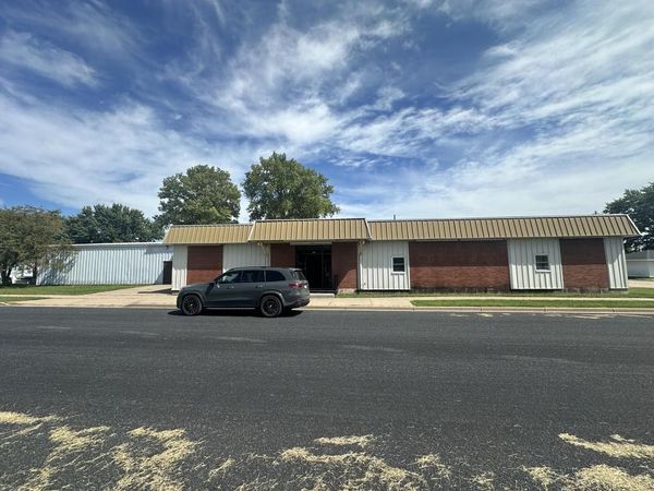 910 Wisconsin AVENUE, Tomah, WI 54660