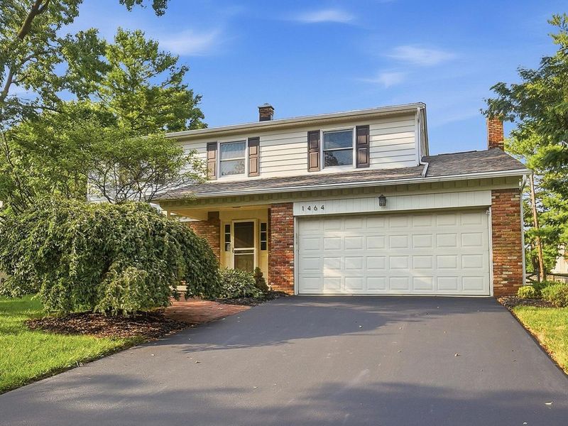 1464 Ardwick Road, Columbus, OH 43220 Photo 1