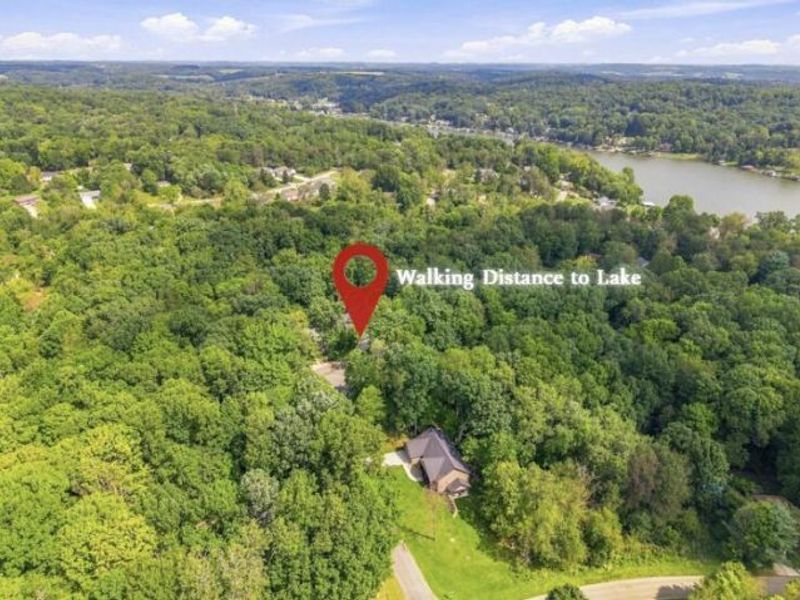 410 Apple Hill Drive N, Howard, OH 43028 Photo 2