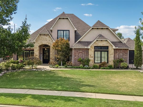 7830 S Indian Avenue , Tulsa, OK 74132