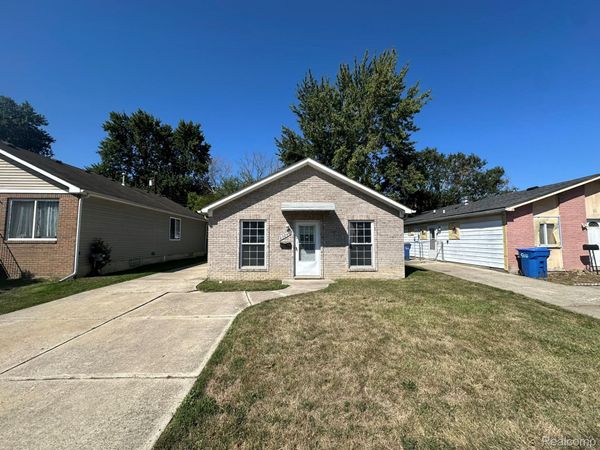 23245 Stewart Avenue , Warren, Mi 48089
