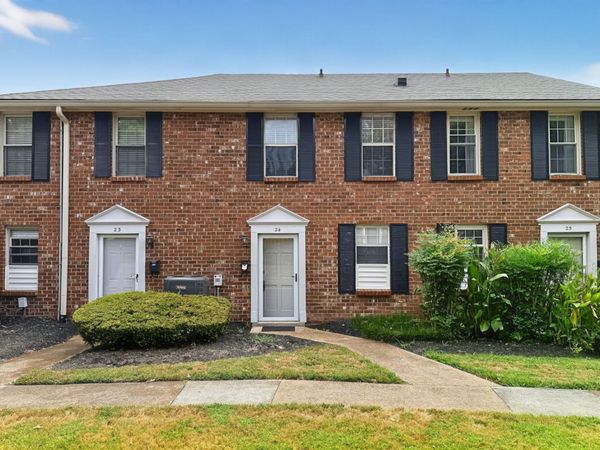 523 Harding Pl, Unit 24, Nashville, TN 37211