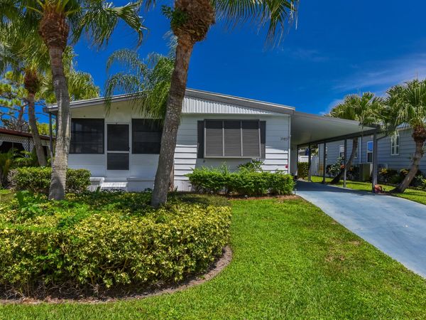 7983 SE SARATOGA Drive, Hobe Sound, FL 33455