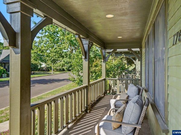 1760 Gwinn St E, Monmouth, OR 97361