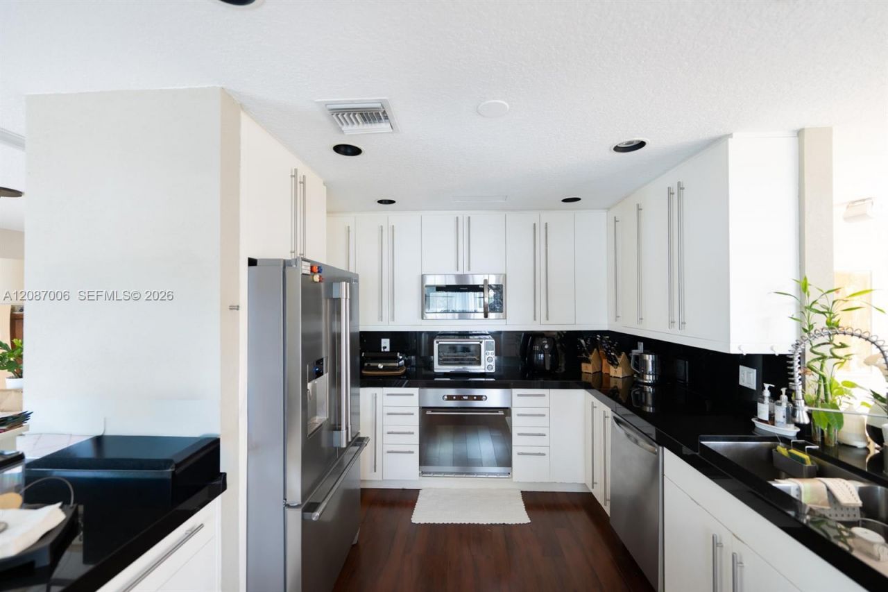 13832 NW 22nd St, Sunrise, FL 33323 Photo