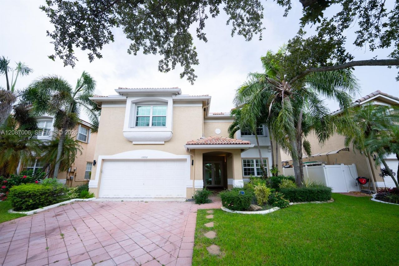 13832 NW 22nd St, Sunrise, FL 33323 Photo