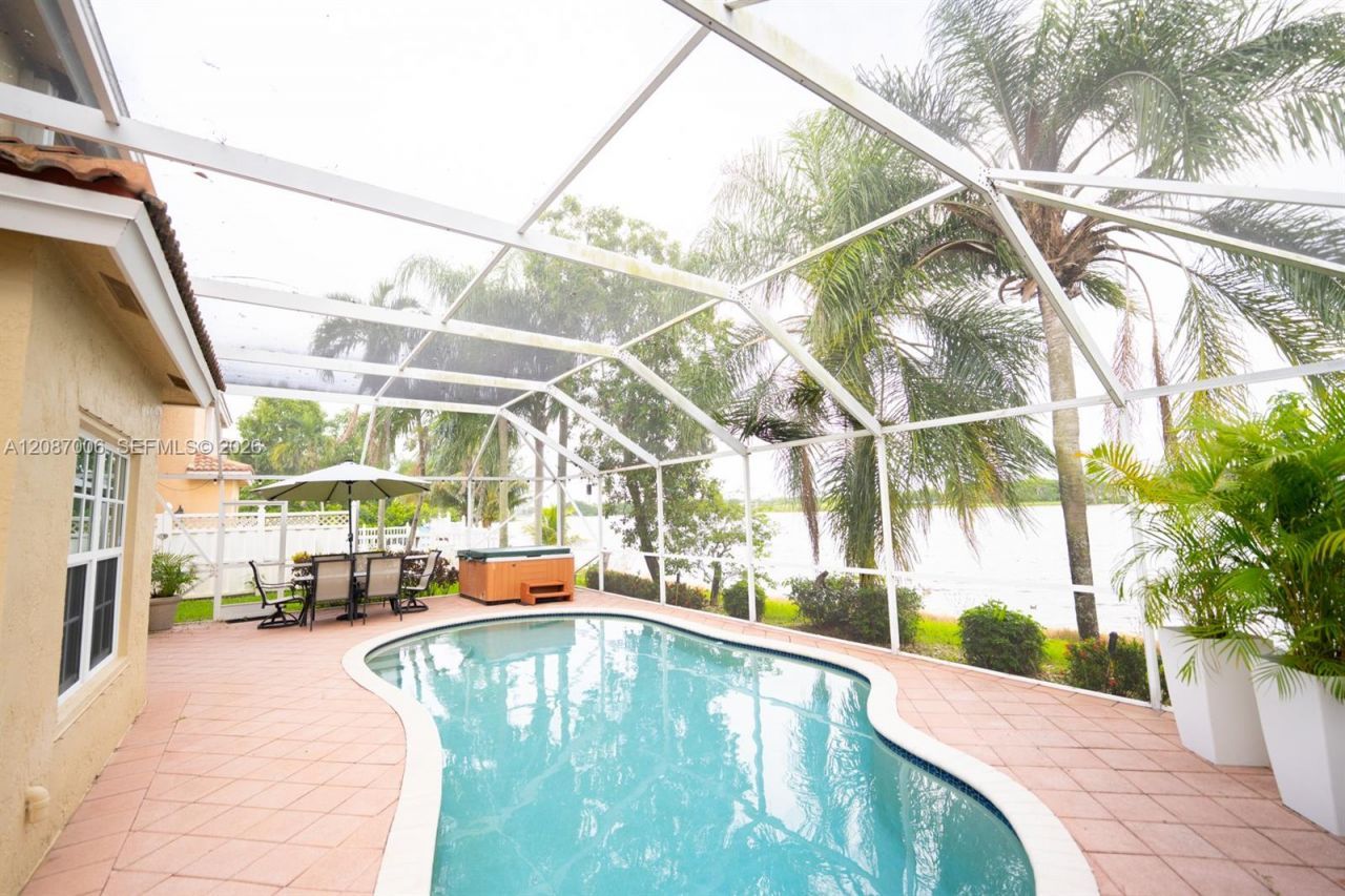 13832 NW 22nd St, Sunrise, FL 33323 Photo