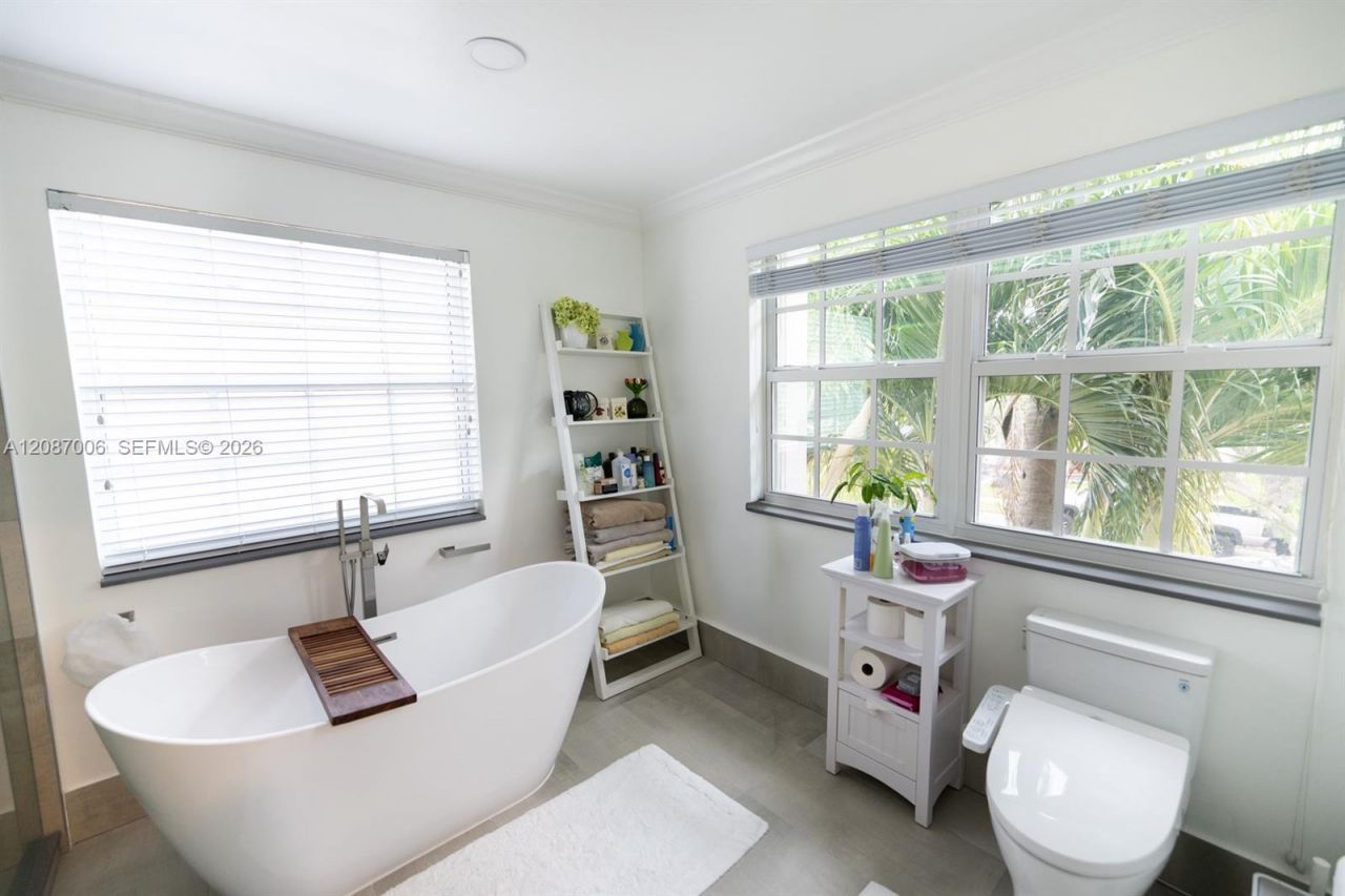 13832 NW 22nd St, Sunrise, FL 33323 Photo