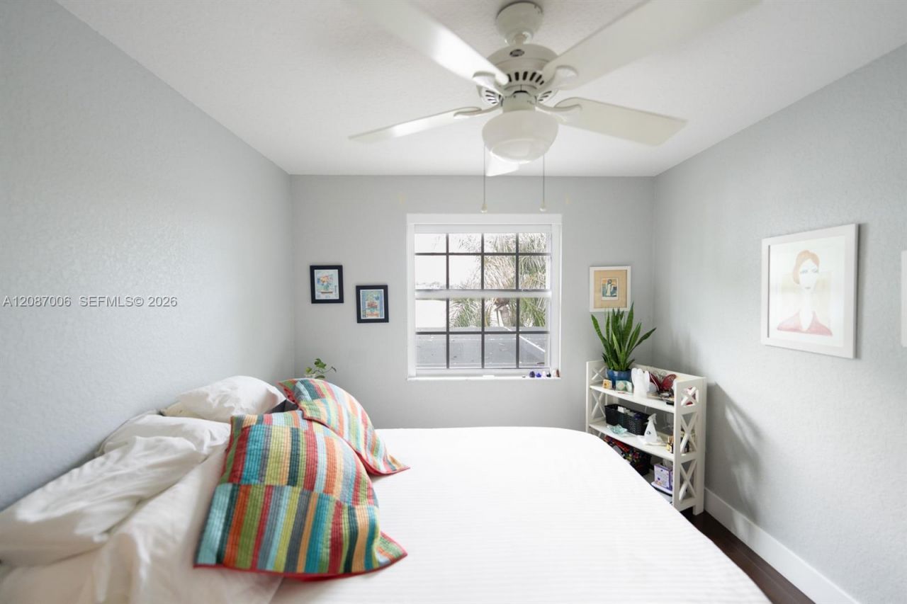 13832 NW 22nd St, Sunrise, FL 33323 Photo